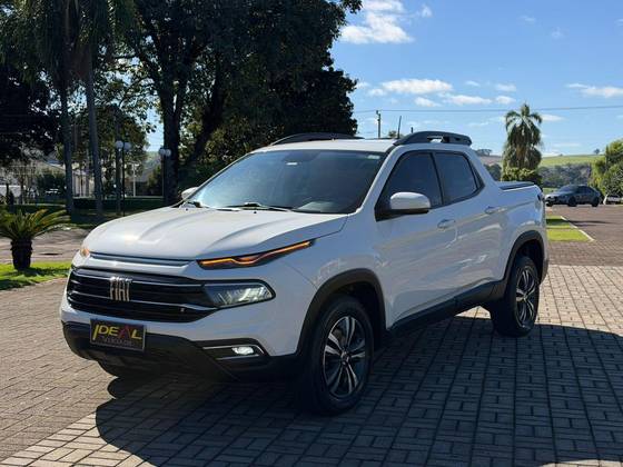 FIAT TORO 2.0 16V TURBO DIESEL FREEDOM 4WD AT9 FIAT TORO 2.0 16V TURBO DIESEL FREEDOM 4WD AT9